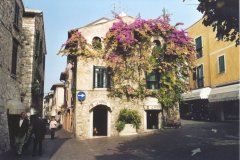 01rom08